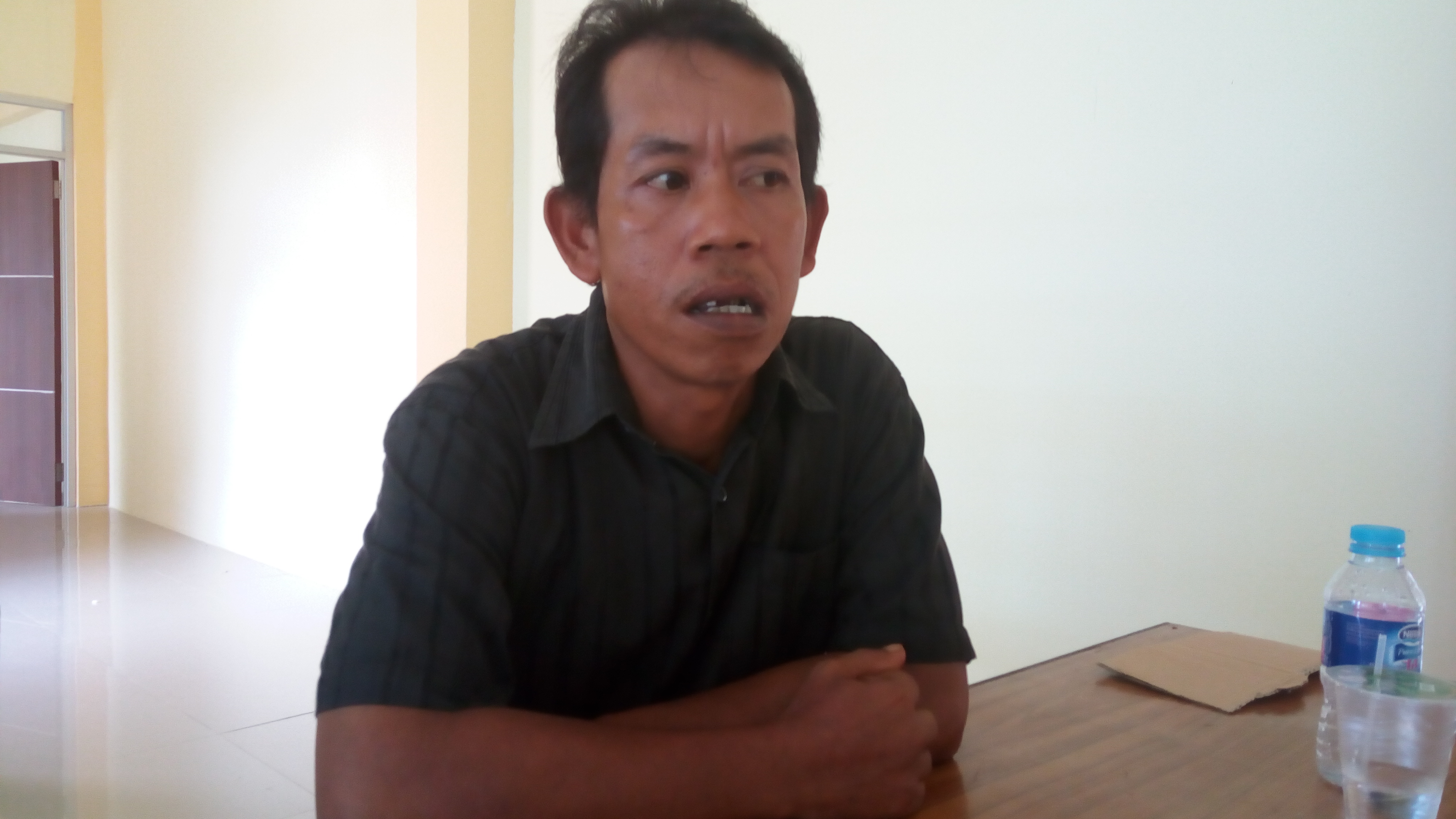 Wehelmus, Kader Desa Sekais, Landak